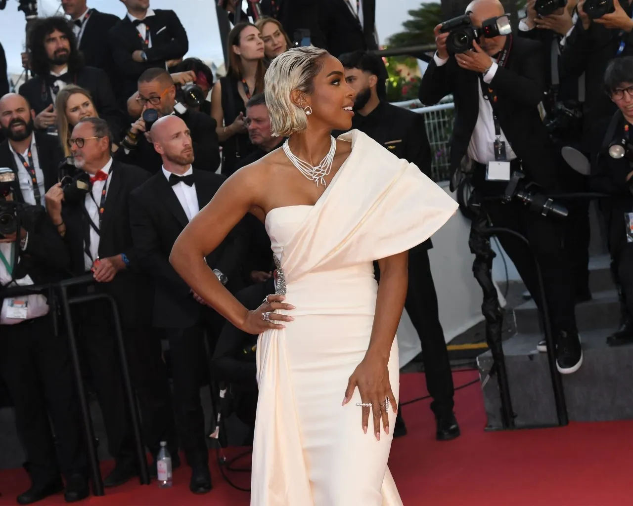 KELLY ROWLAND AT THE COUNT OF MONTE CRISTO PREMIERE AT CANNES FILM FESTIVAL3